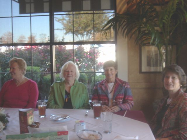 PWC Lunch Bunchj 12-1-10 DSC00778